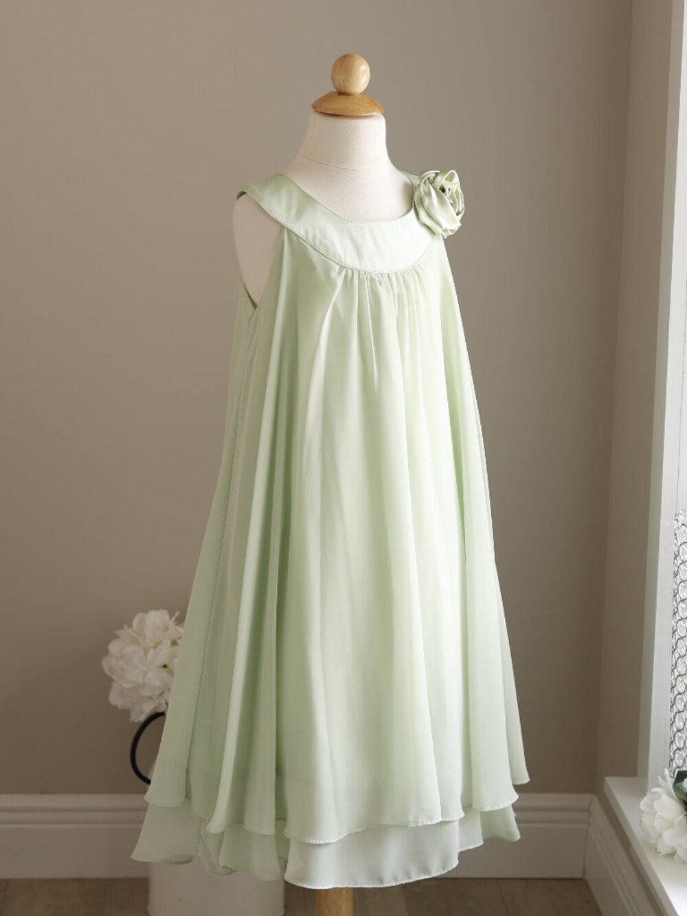 Green Chiffon Dress Trapeze Special Occasion Party Spring Girls size 13/14